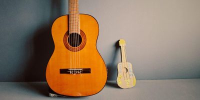 Sur la route du blues – Fabrique ta mini guitare